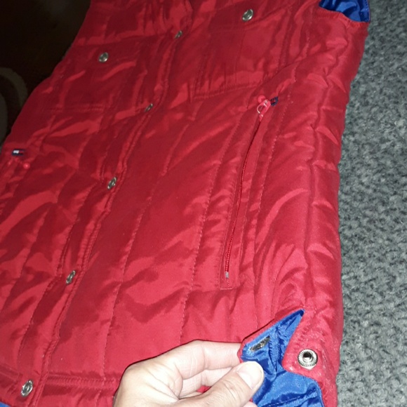 TOMMY HILFIGER Padded Winter Vest! Size Medium! - Picture 7 of 8